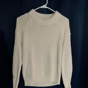 Universal Thread Cream Crew Neck Sweater